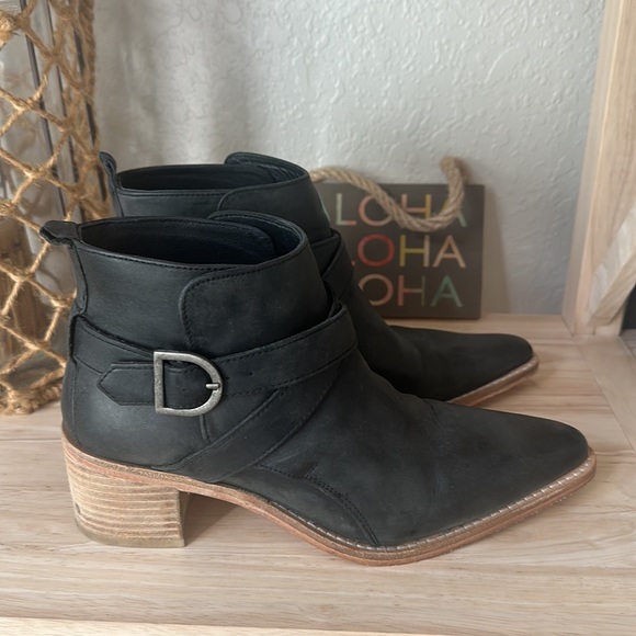 Free People Back Loop Ankle Boot - Picture 4 of 9